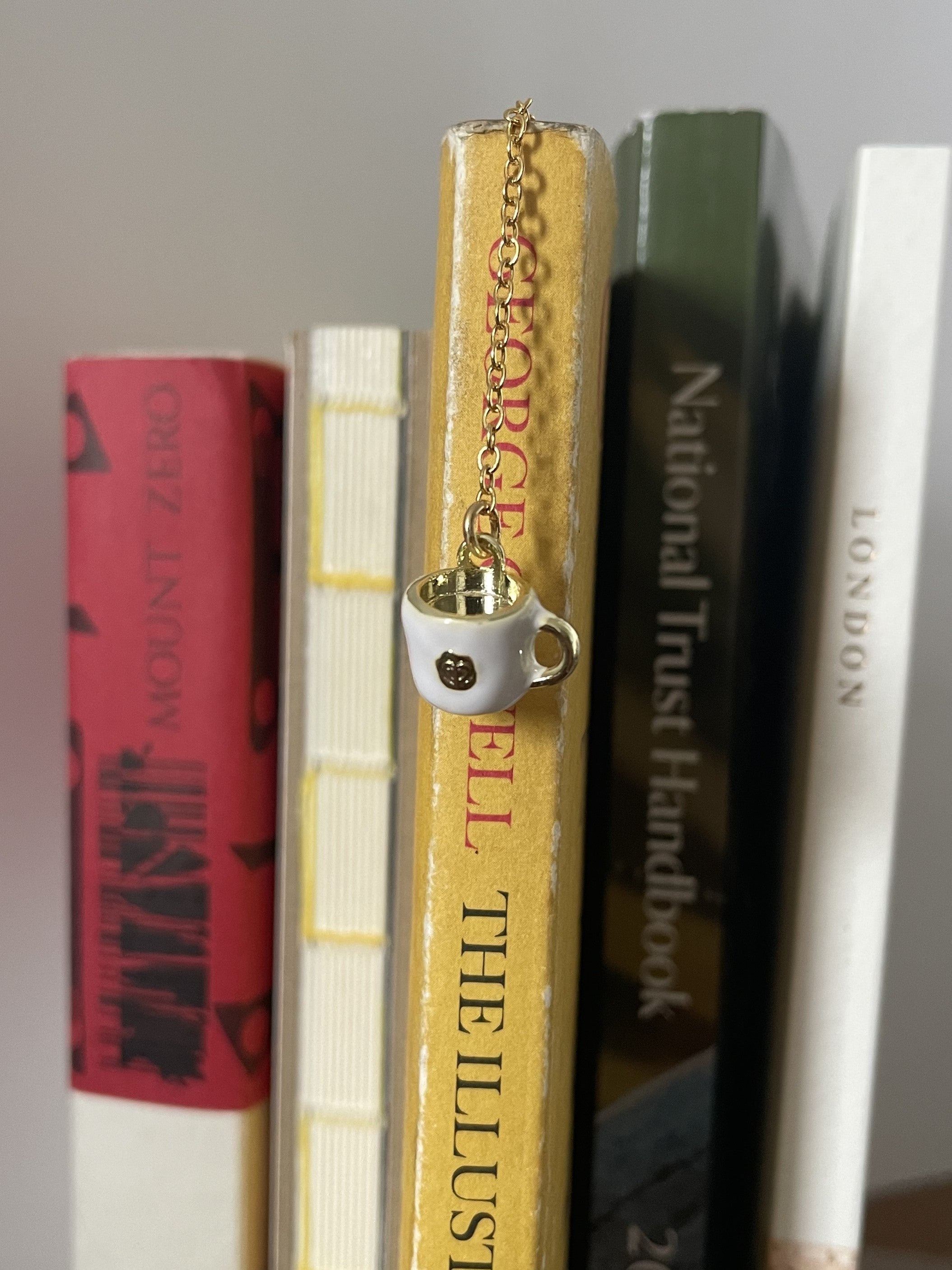 Embroidery Bookmark - Singing Cat